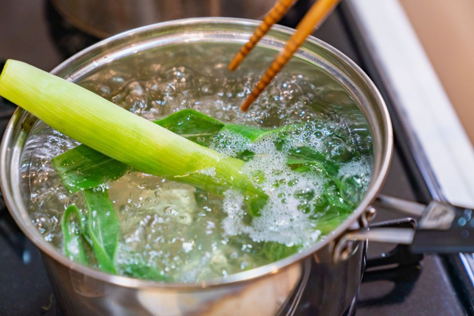 仙台牛たんの真実：肉の旨み、意外な食べ方とは？